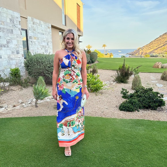 Meet your Posher, Natalie - Picture 3 of 5